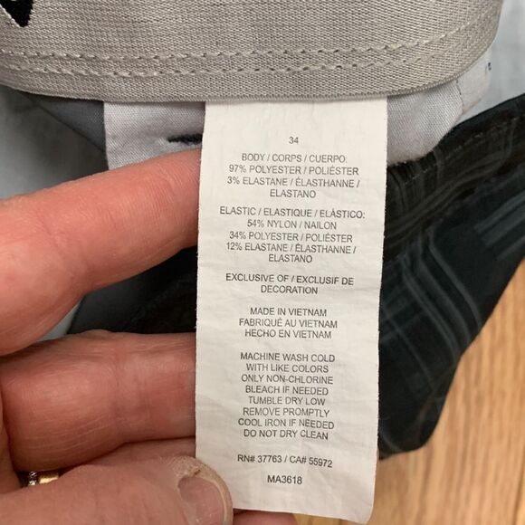 Callaway Gray Patterned Golf‎ Shorts - Picture 2 of 3